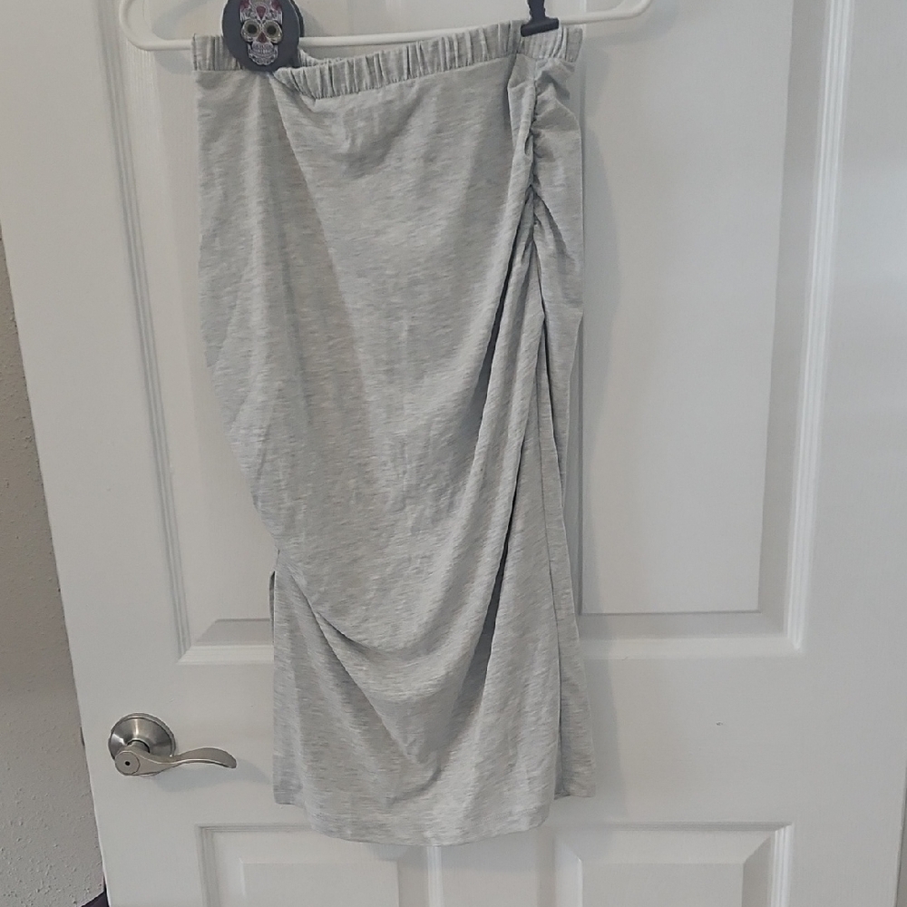 Express Light Gray Midi Skirt With Ruching On Front Sides. NWOT